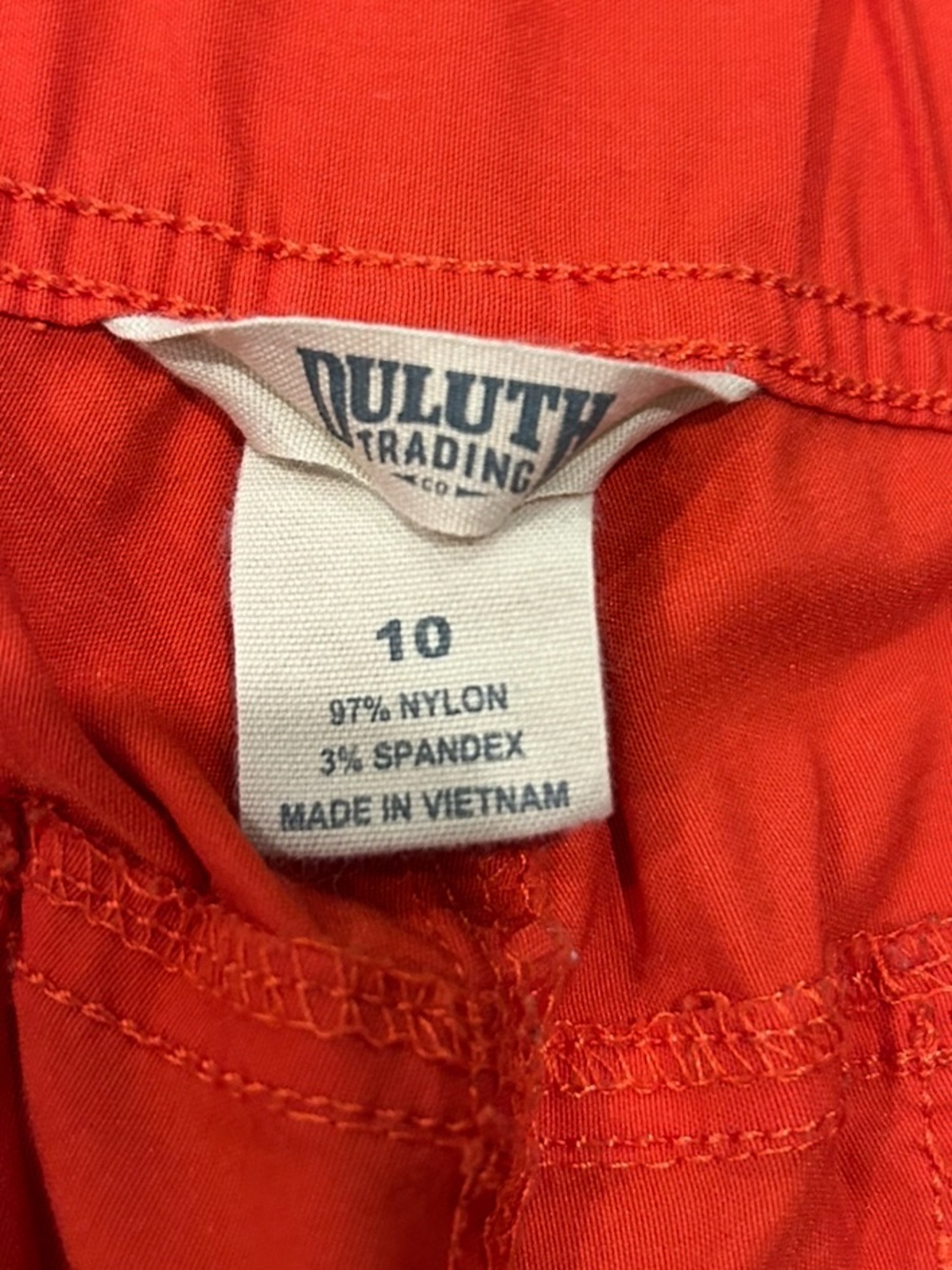 Duluth Trading Co Women’s Orange Cargo Shorts Size 10 - Picture 2 of 10